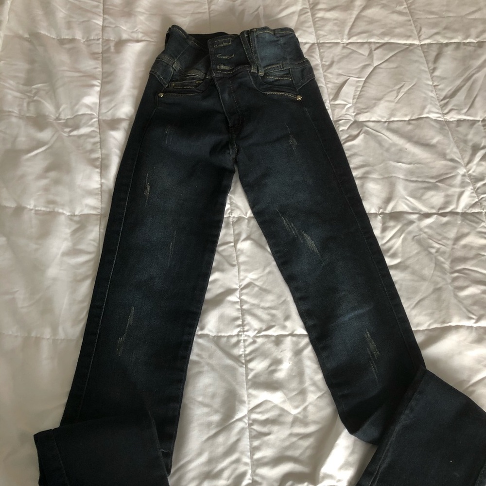 Laty Rose Booty lifting Skinny Jeans